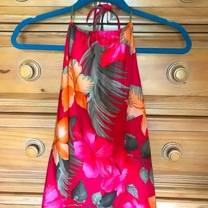 Gap red tropical 🌴🌺🌿 floral silk halter